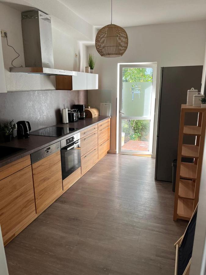 Schmuckstueck Im Herzen Rostocks Mit Gruener Oase Exterior photo